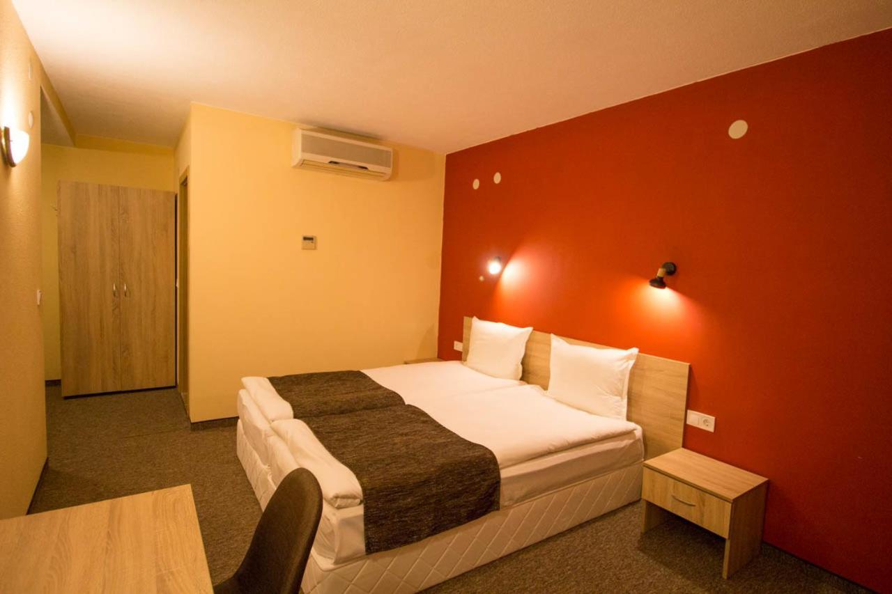 Evridika Hotel Devin Exterior foto